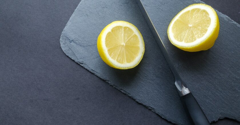 Hvor meget C vitamin er der i en citron?